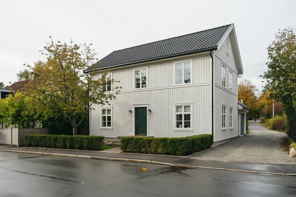 fasadrenovering och till ggsisolering av villa i stj rnhov